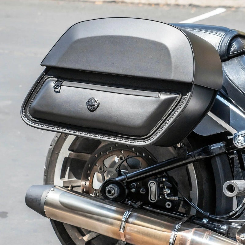 M8 ファットボーイ Pantheon クイックマウント・ミディアム・サドルバッグ