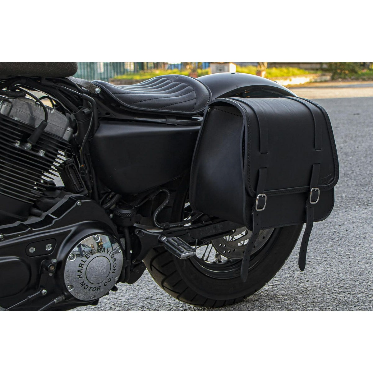  エンズクオイオ Sporty レザーサドルバッグ (ブラック)2