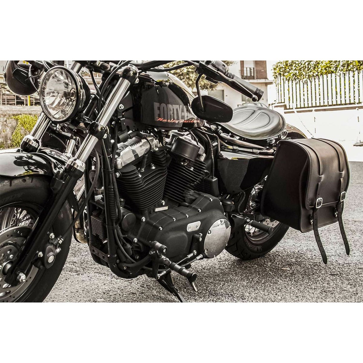 エンズクオイオ Little Boogie Targa レザーサドルバッグ 26.5L (ブラック)1