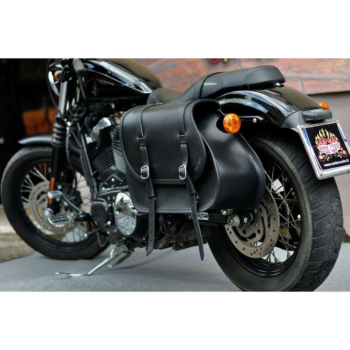 エンズクオイオ Little Boogie レザーサドルバッグ 29L (リンクルレザー)3