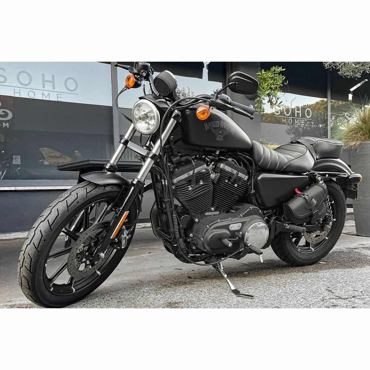 エンズクオイオ Rev Mambo レザーサドルバッグ 4L (ブラック)3