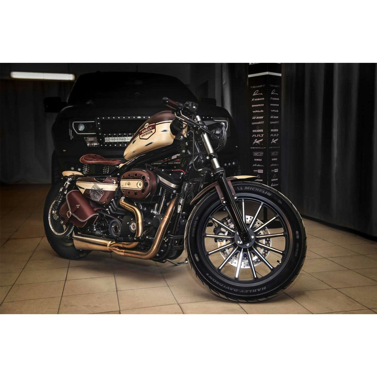 エンズクオイオ Mambo レザーサドルバッグ 4L (ダークブラウン)2