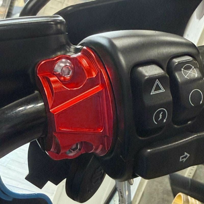 ハンドルバー コントロール クランプ レッド