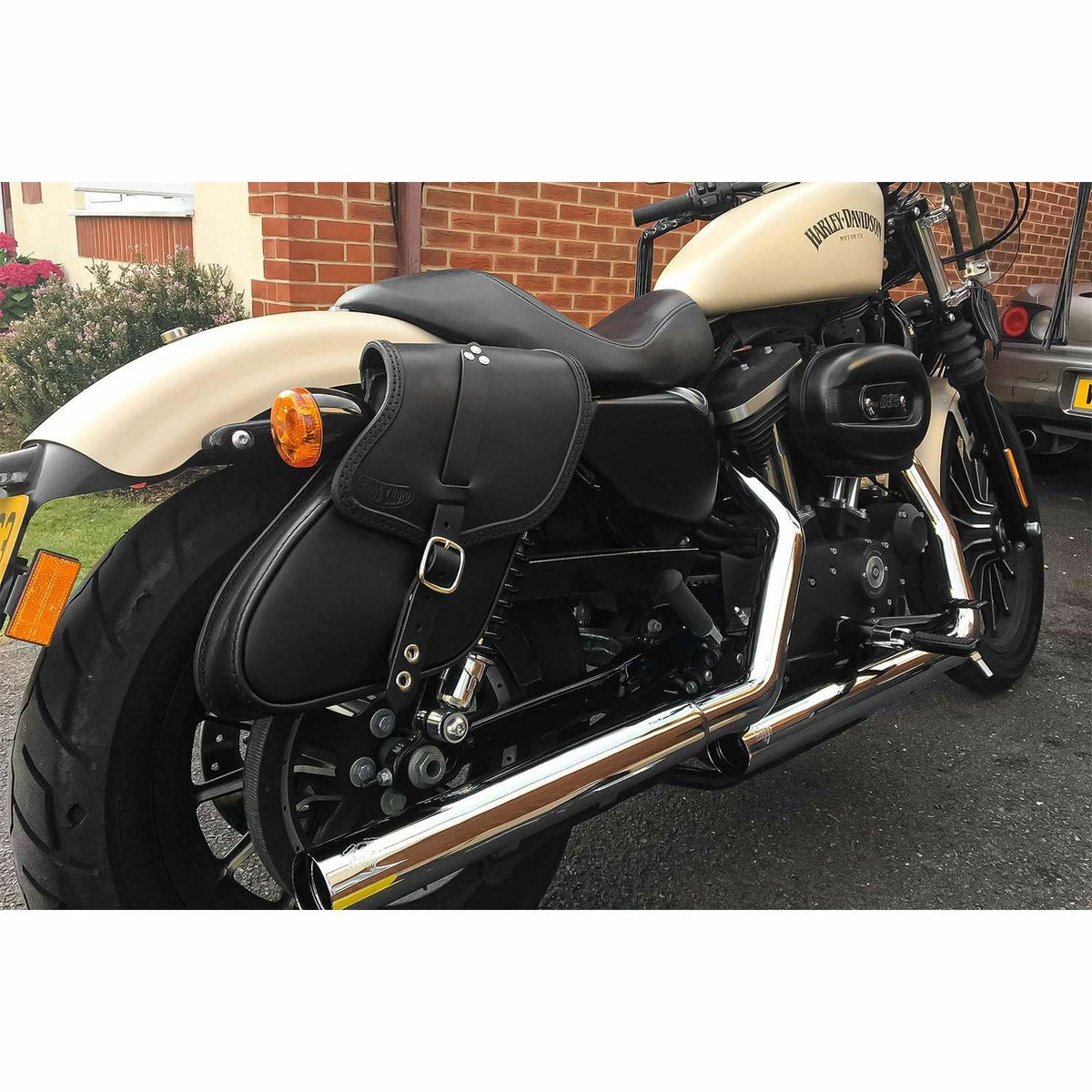 エンズクオイオ Swing レザーサドルバッグ 4.8L (ブラック)1