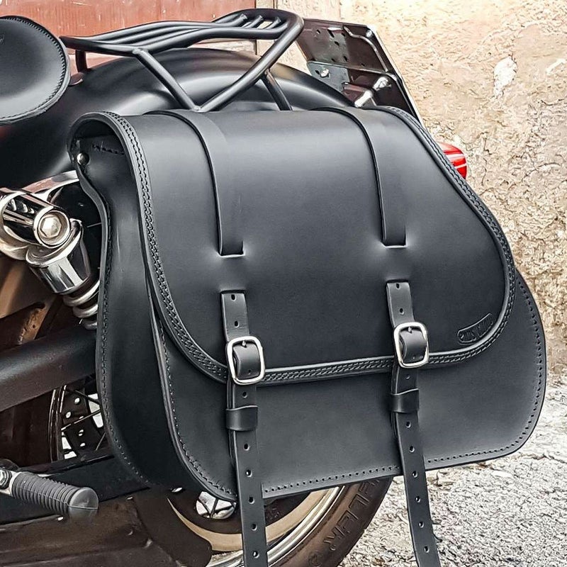 エンズクオイオ Middle Dyna レザーサドルバッグ 29.5L (ブラック)