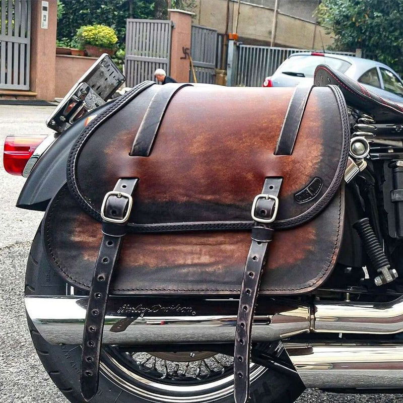 エンズクオイオ Little Dyna レザーサドルバッグ 25.5L (ディストレスト・ツートーン・ダーク)