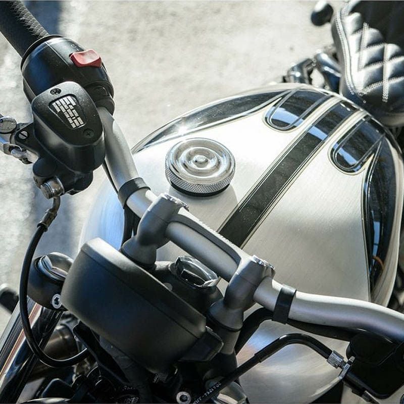 ハーレー ビレットアルミニウム リップルデザイン カスタム ガスキャップ ポリッシュ仕上げ Motone（モートーン） 4