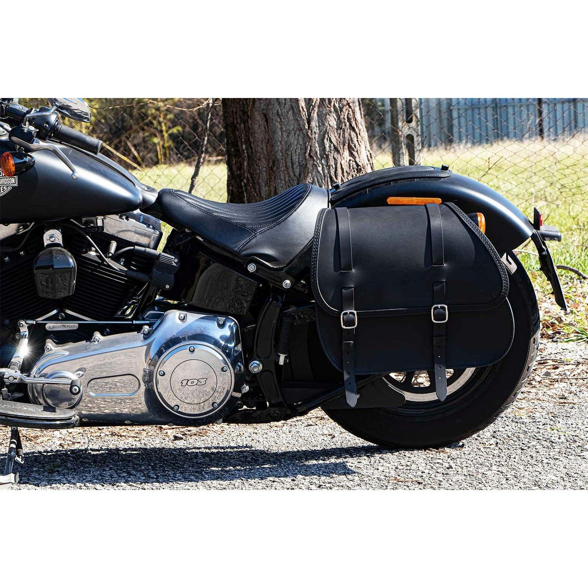 Country レザーサドルバッグ 29L (ブラック)1