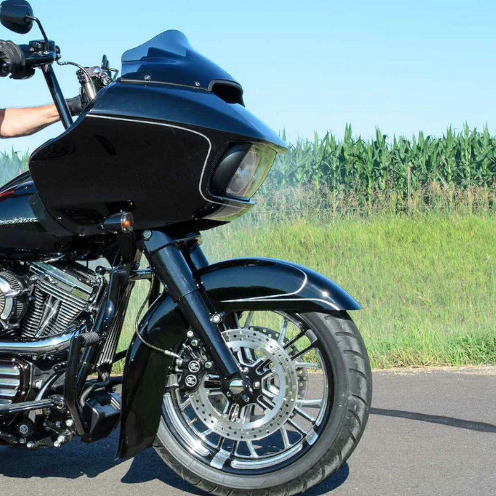 ハーレー ツーリング、トライク Benchmark フロントフェンダーキット(16/17/18/19インチホイール用) クロックワークス