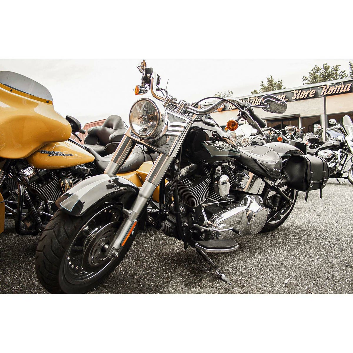 Folk レザーサドルバッグ 12L (ディストレスト・ツートーン・ダーク)3