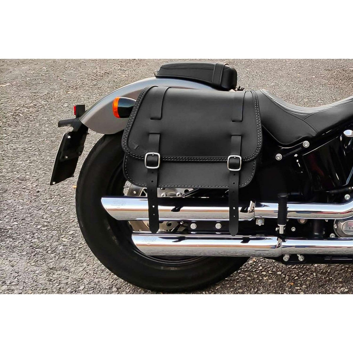 リトル GLAM レザーサドルバッグ 16.5L (ディストレスト・ツートーン・ダーク)2