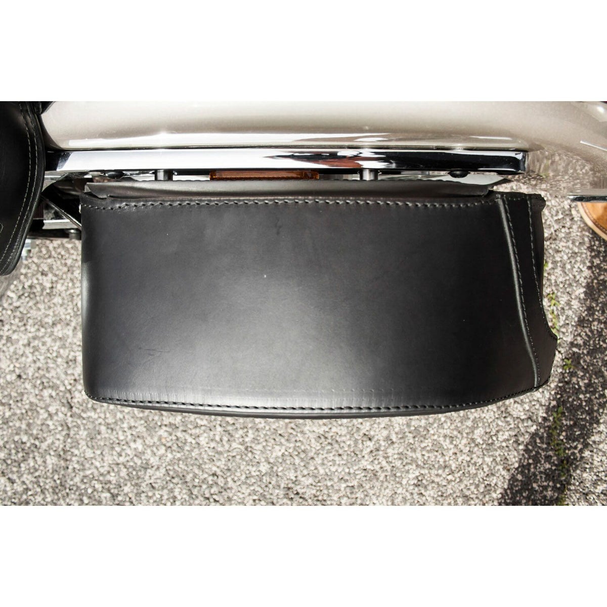 JAZZ レザーサドルバッグ 19.5L (ブラック)5