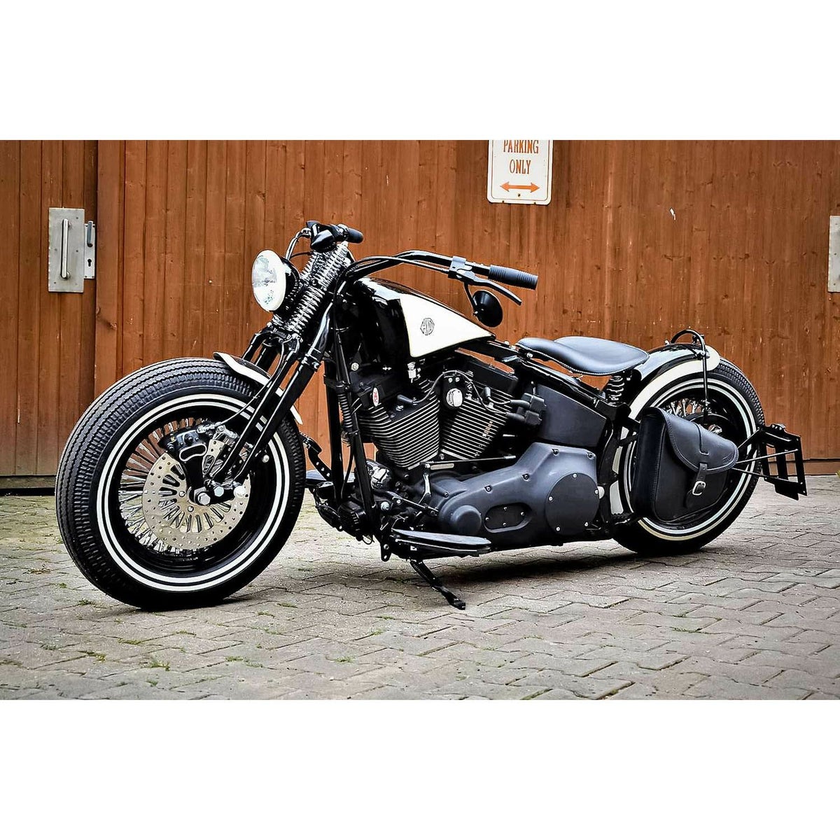 BOB レザー スイングアームバッグ 7L (ブラック)4