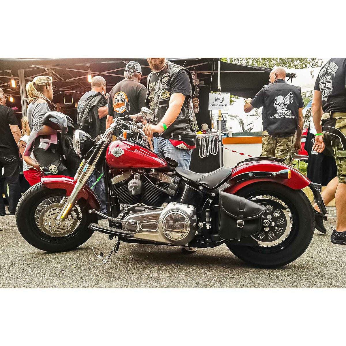 BOB レザー スイングアームバッグ 7L (ブラック)5