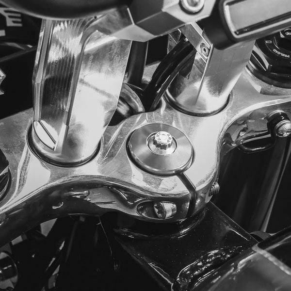 M8 ソフテイル ビレット フォークステムキャップ アルミカラー OG（オリジナルガレージモト）