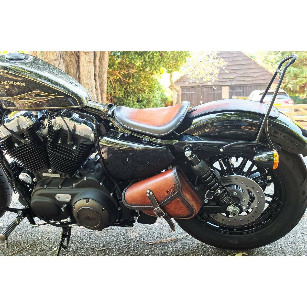 Solo Low レザーシート (ディストレスト・ツートーン・ダーク)1