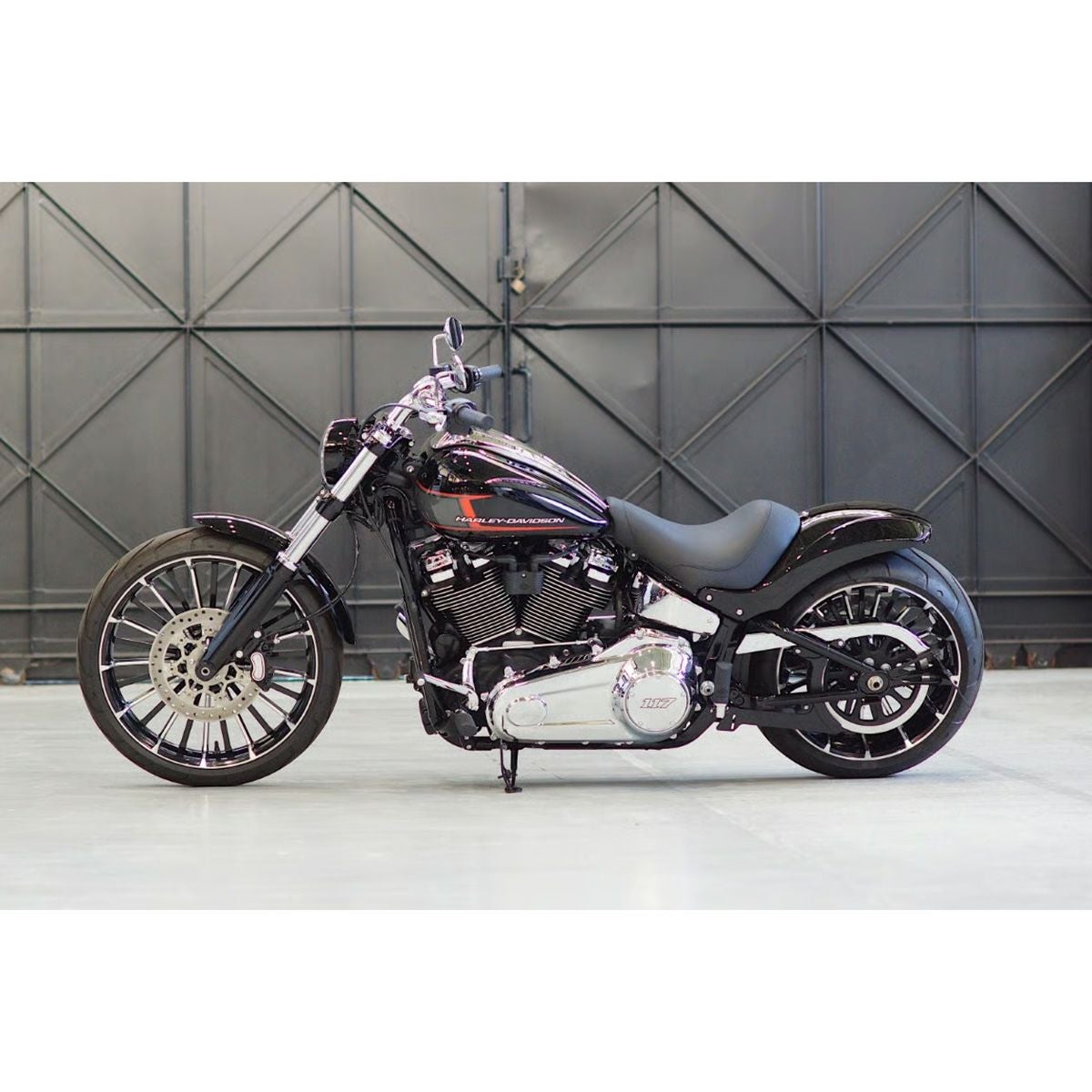 M8 ブレイクアウト、ファットボーイ ショートリアフェンダーキット (未塗装)11