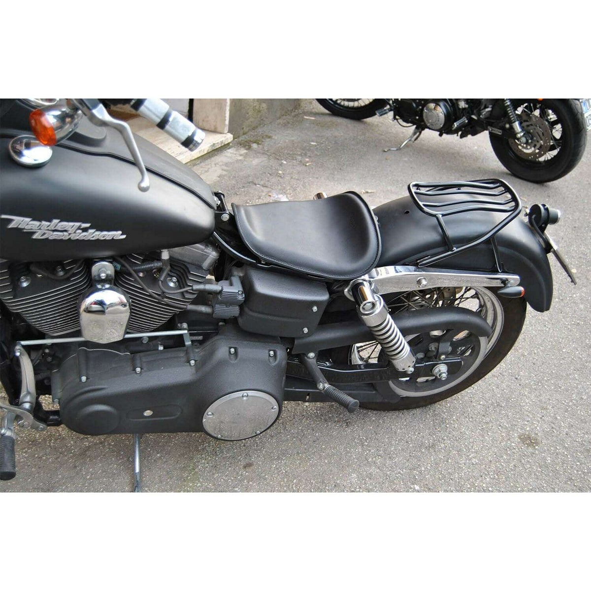 Dyna Low レザーシート (ブラック)2