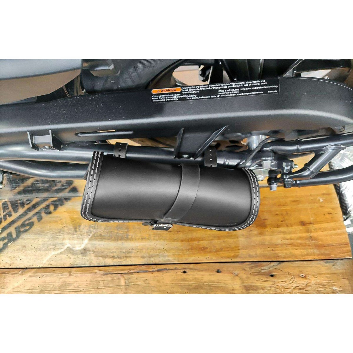 Fusion レザーサドルバッグ 3.5L (ブラック)5