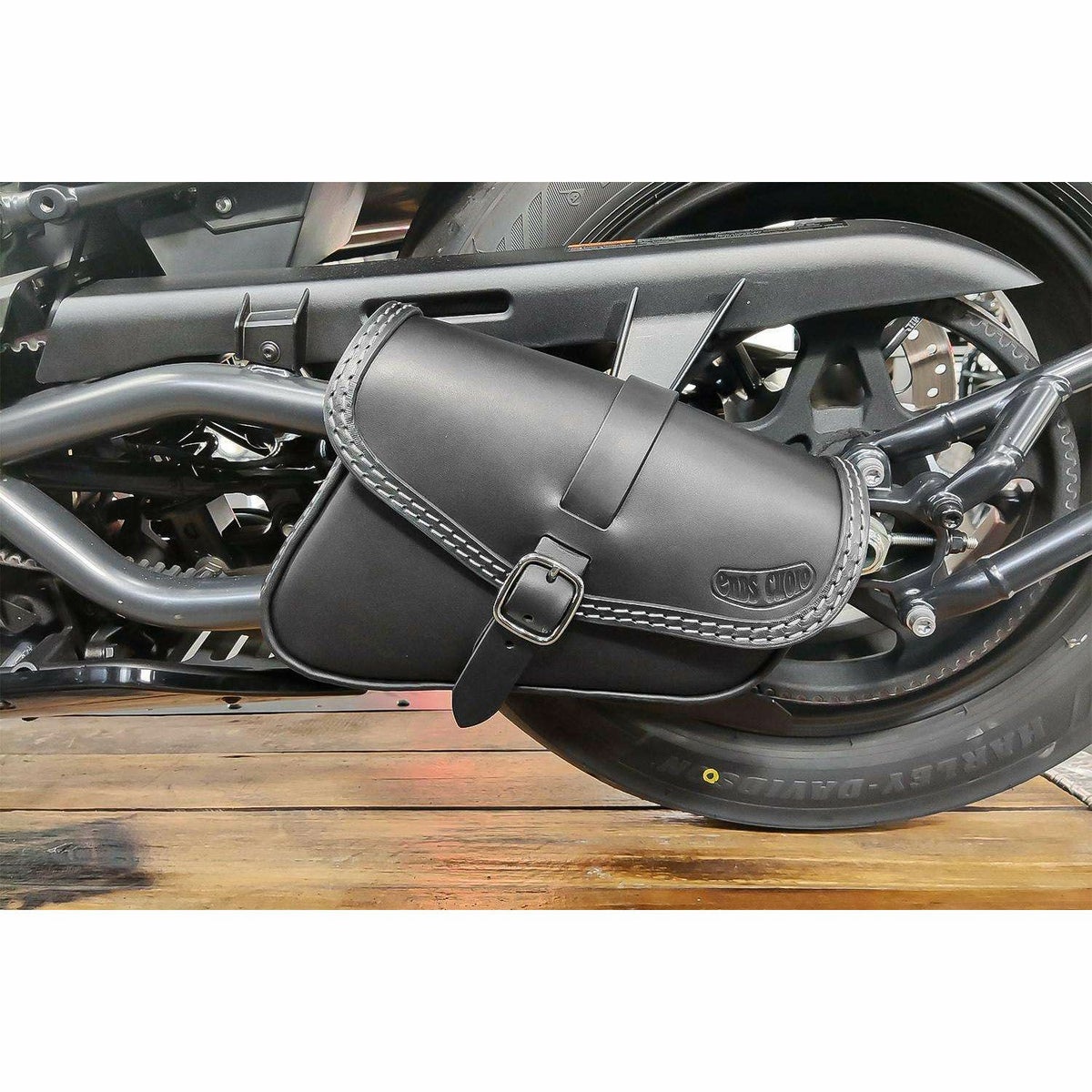 Fusion レザーサドルバッグ 3.5L (ダークブラウン)4