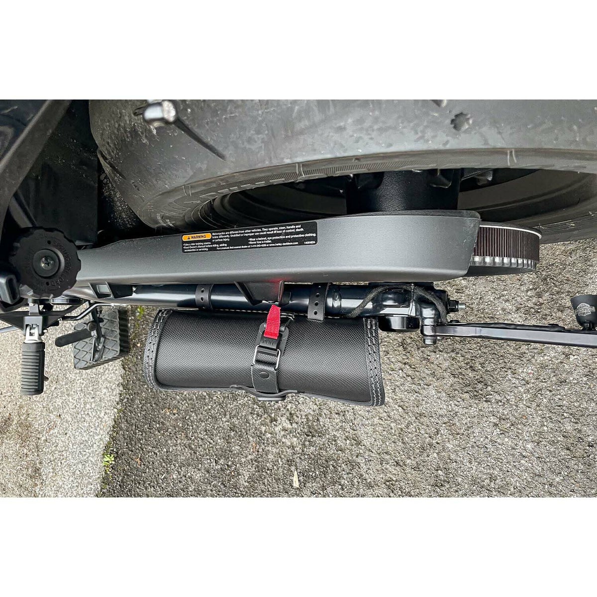 Rev Fusion レザーサドルバッグ 3.5L (型押しレザー)4