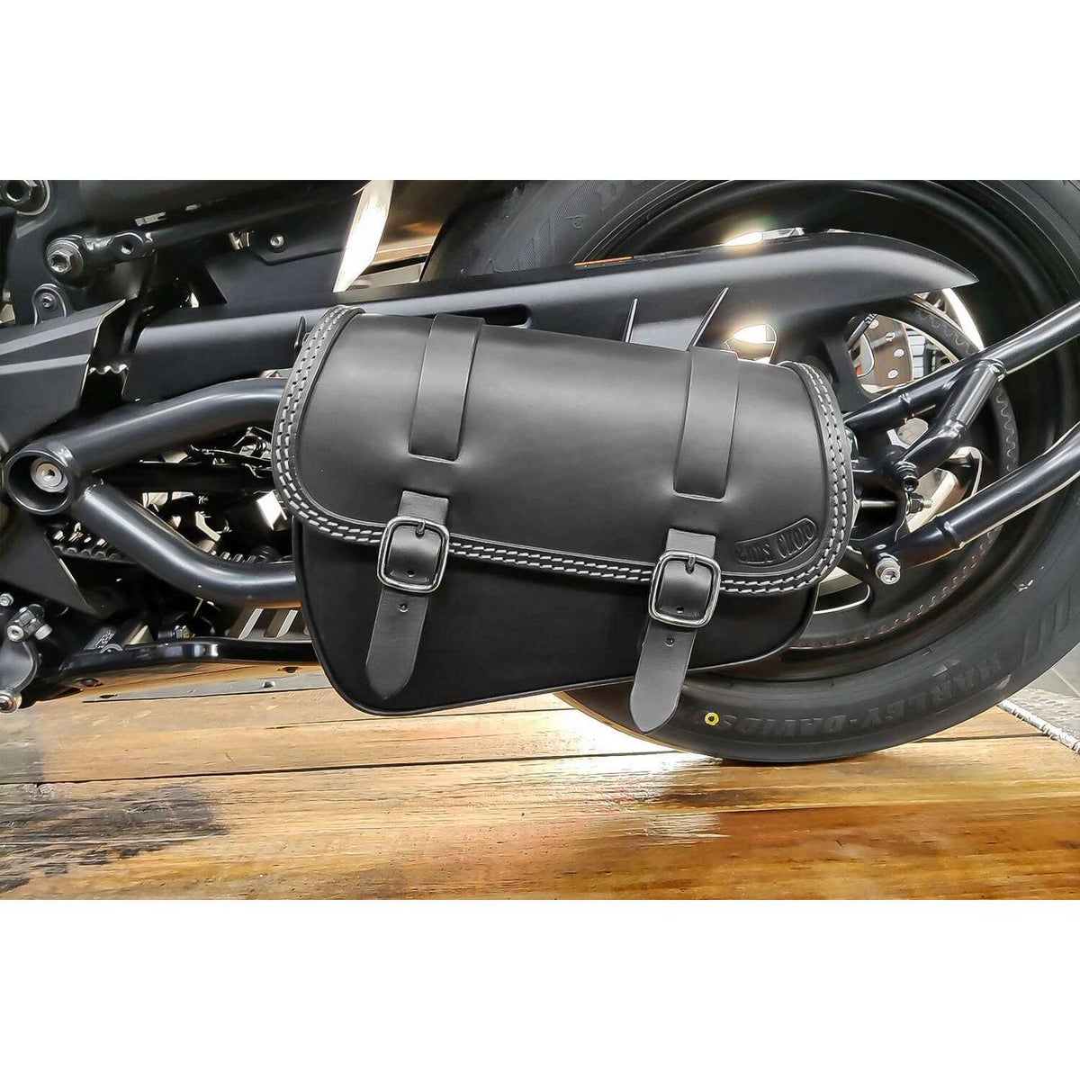 DUB レザーサドルバッグ 7L (ダークブラウン)6