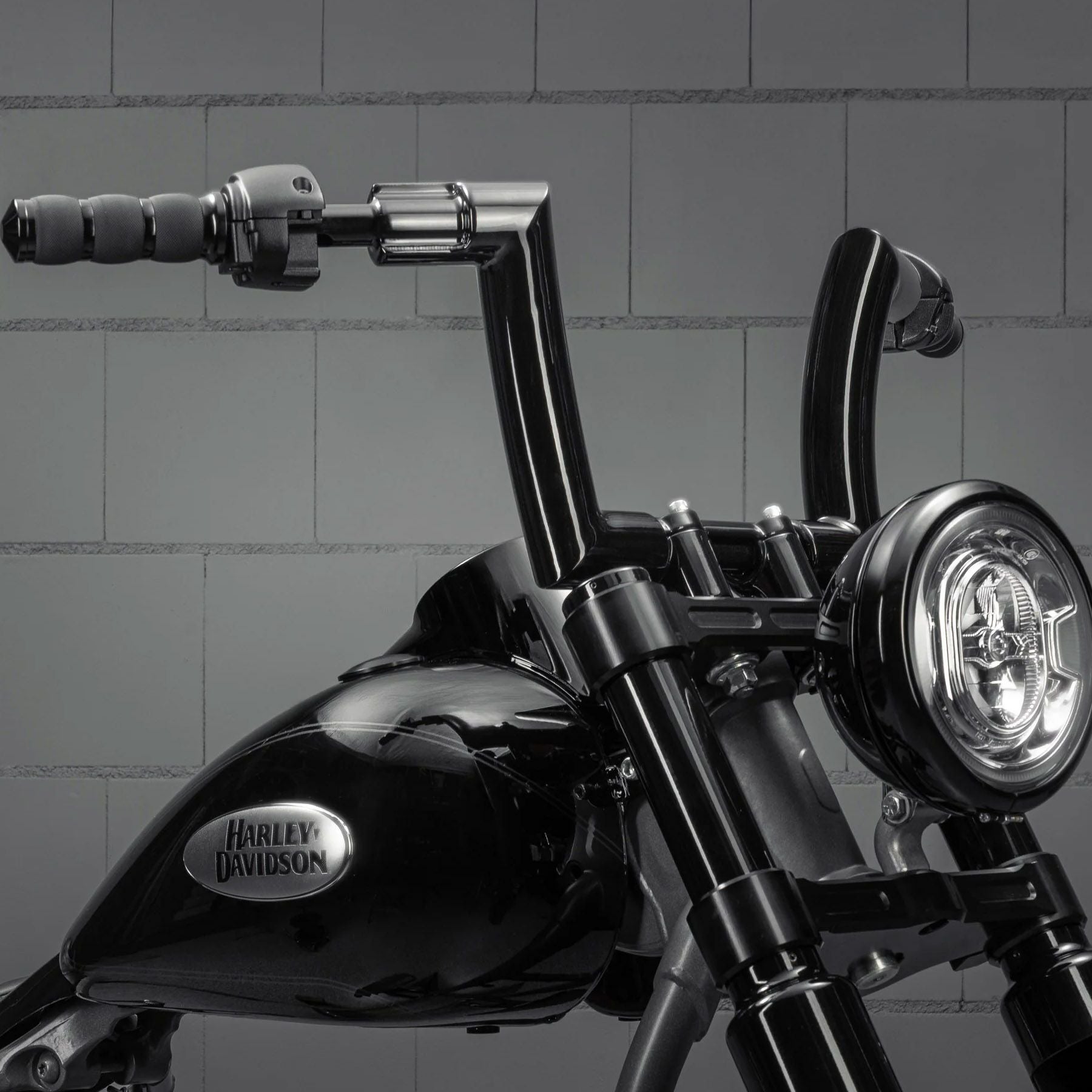 キラーカスタム Killer Bull ファットハンドルバー8インチ (ブラック