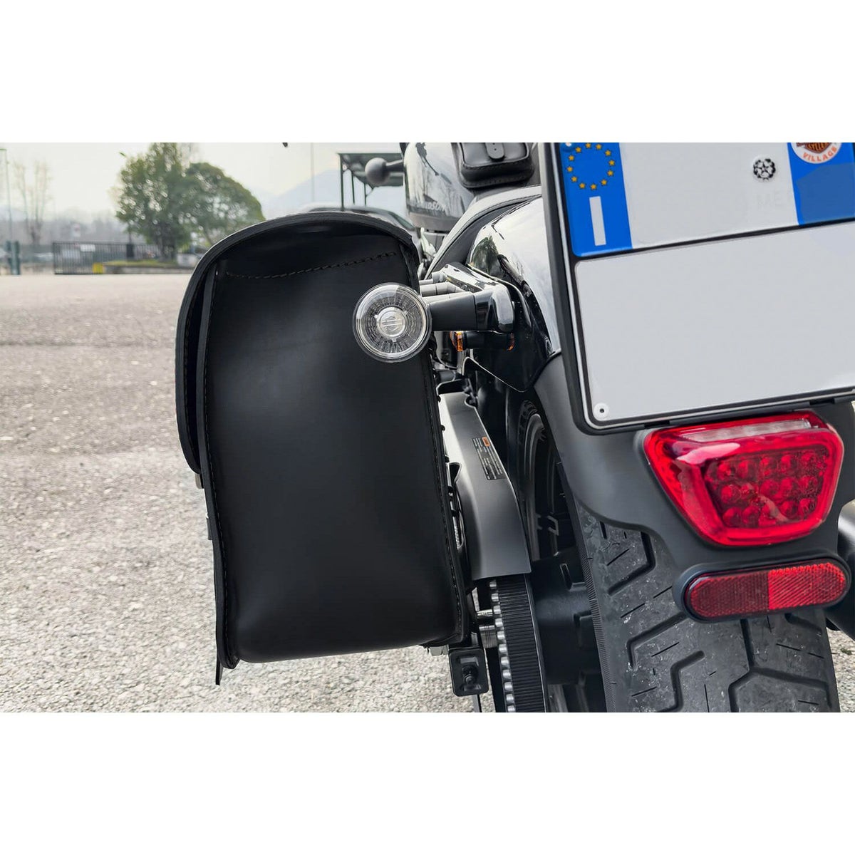 Twist レザーサドルバッグ 24L3