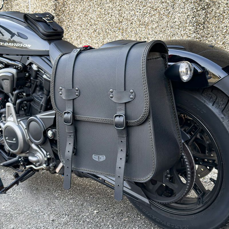 Rev Twist レザーサドルバッグ 24L