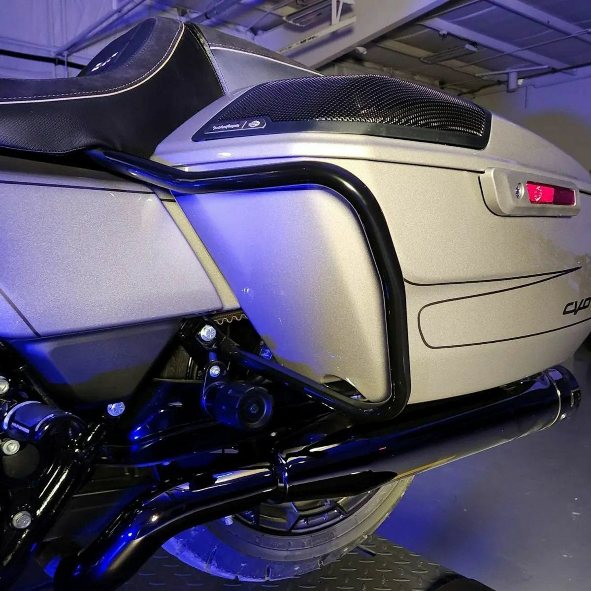 Hog Workz 2024以降 ロードグライド、ストリートグライド 7/8インチ径サドルバッグガード 