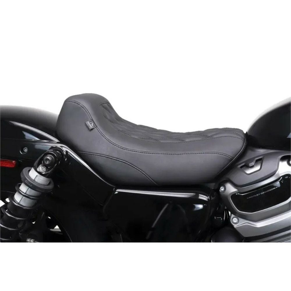 ハーレー純正 RH975 ナイトスター リーチ・ソロシート RH975 TRIPPER ソロシート ダブルダイアモンドステッチ Mustang ナイト