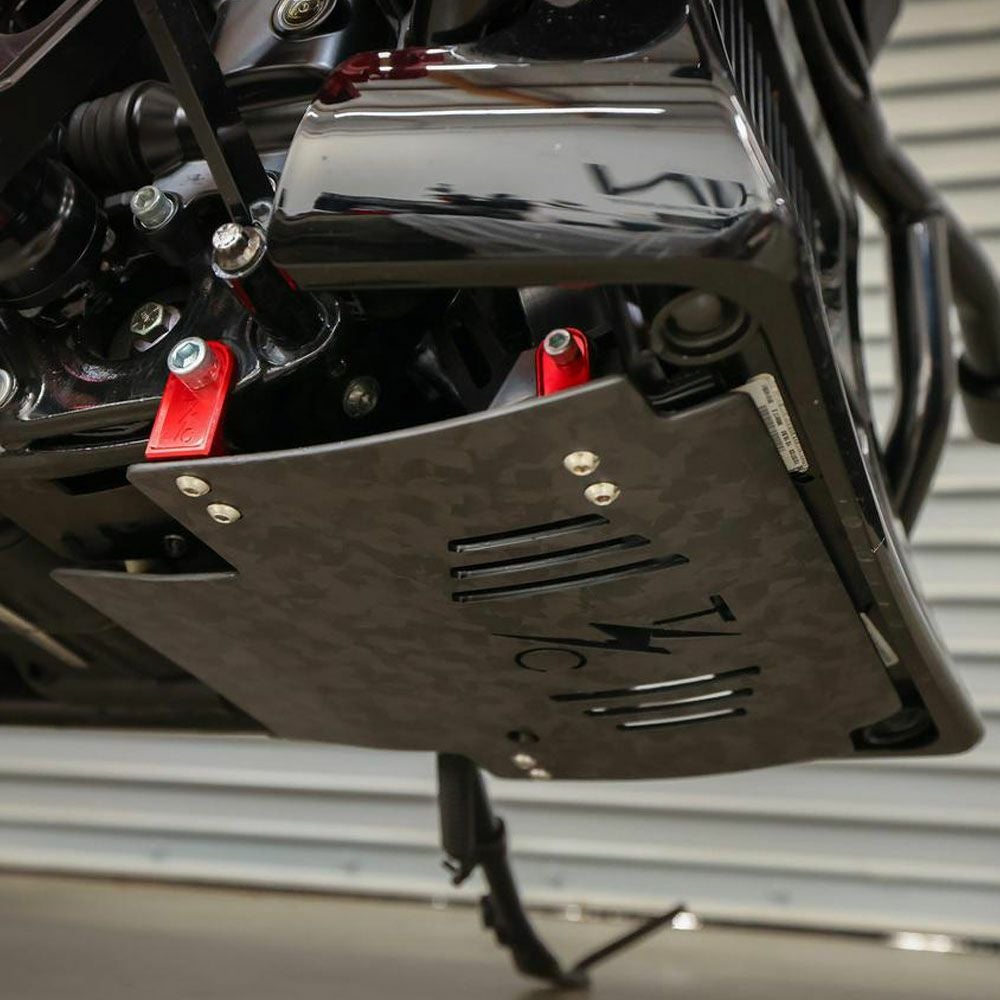  2024以降 ツーリング スキッドプレート フォージドカーボン レッド THRASHIN SUPPLY 