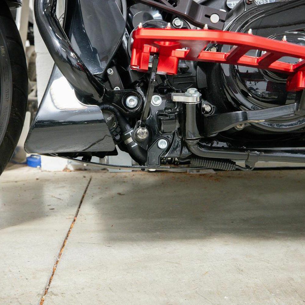 2024以降 ツーリング スキッドプレート フォージドカーボン ブラック THRASHIN SUPPLY 