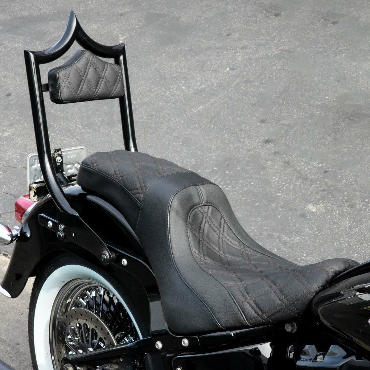 Next Level シート/バックレストセット ダブルダイアモンド (グロスブラック/ブラックステッチ)