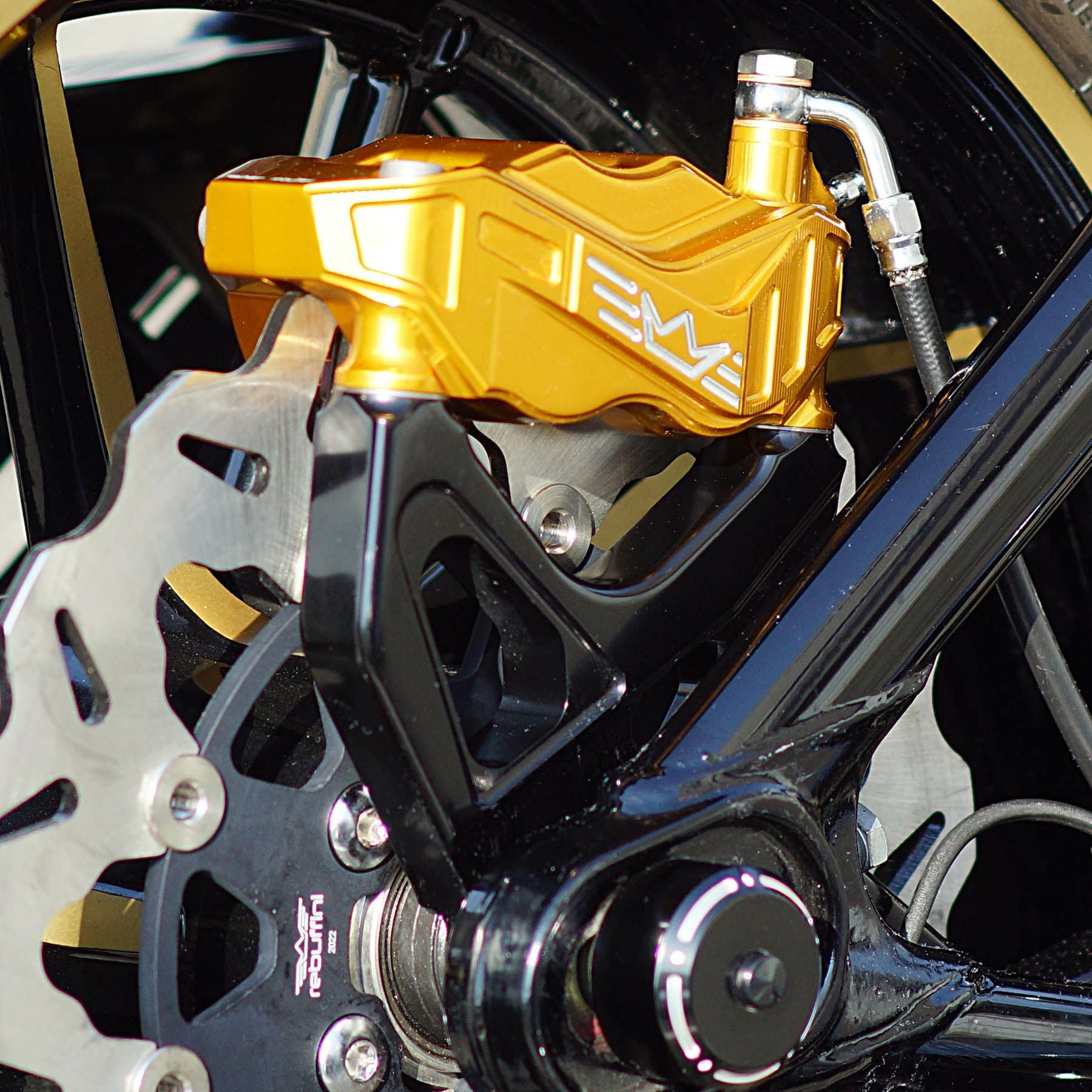 Brembo（ブレンボ） フロント・ブレーキキャリパー |ハーレーパーツ