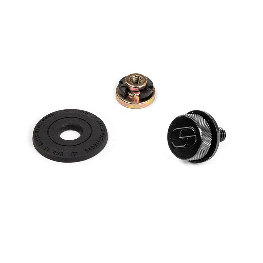 RH975 ナイトスター ステップアップ グリッパー シート  ブラック Saddlemen