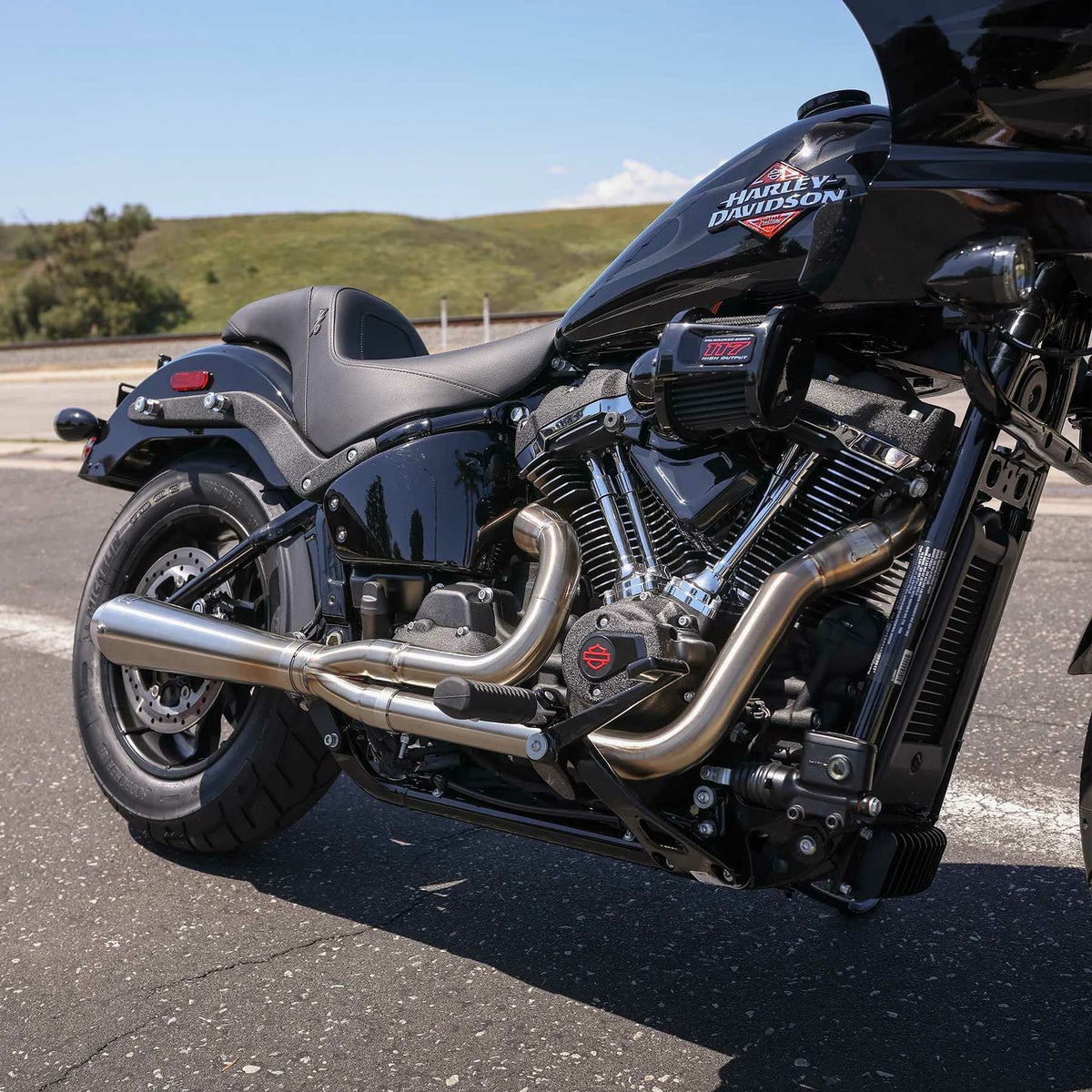 ストレートアウト・2-1フルエキゾーストマフラー ローライダーST5