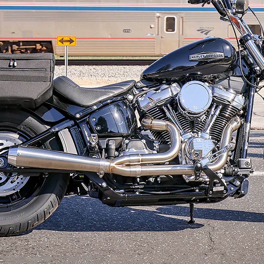 ローライダーST用 Thrashin Supply（スラッシンサプライ）マフラー