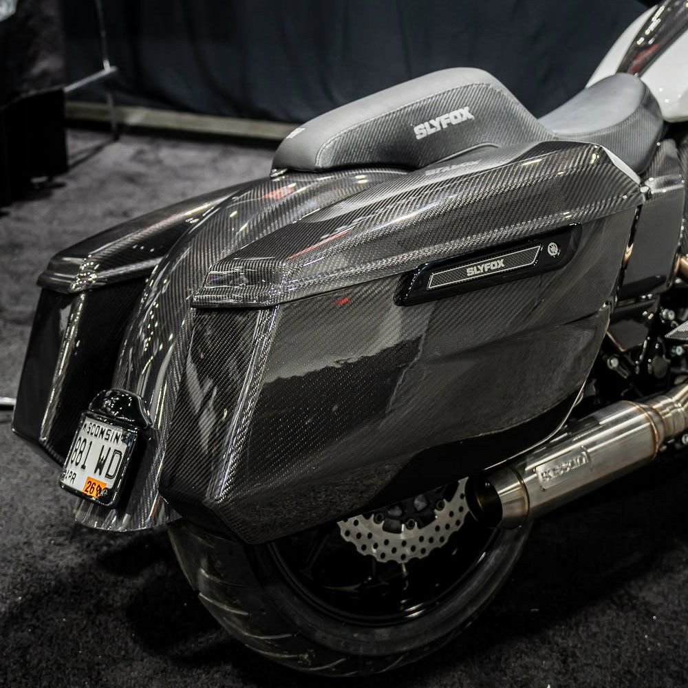 カーボンファイバー サドルバッグ・ボトム (艶有り) 2024以降 ツーリング