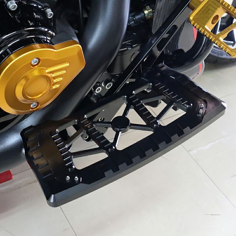 アルミ削り出しフロアボード タイプ1 (ブラック) 2024以降 ツーリング