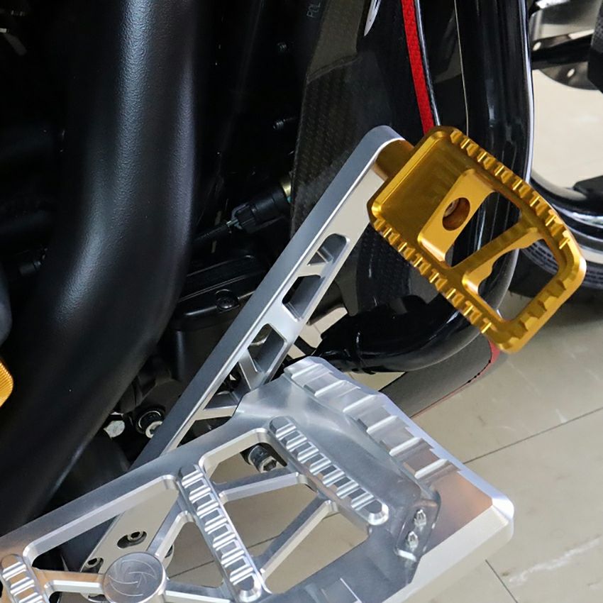 ハーレー、ツーリング用 ブレーキレバー｜ハーレーカスタムパーツ専門店