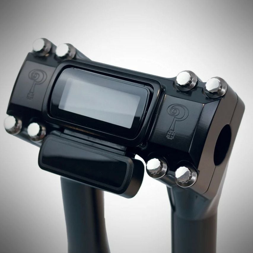 Indian Larry Brooklyn Brawler 10インチ ライザー (デジタルメーター用)