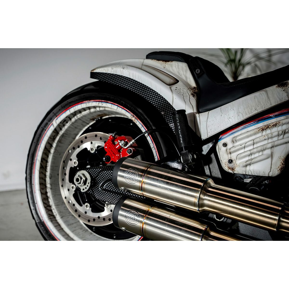 カルトワーク パッセンジャーフットペグ リロケーションブラケット (ブラック)2