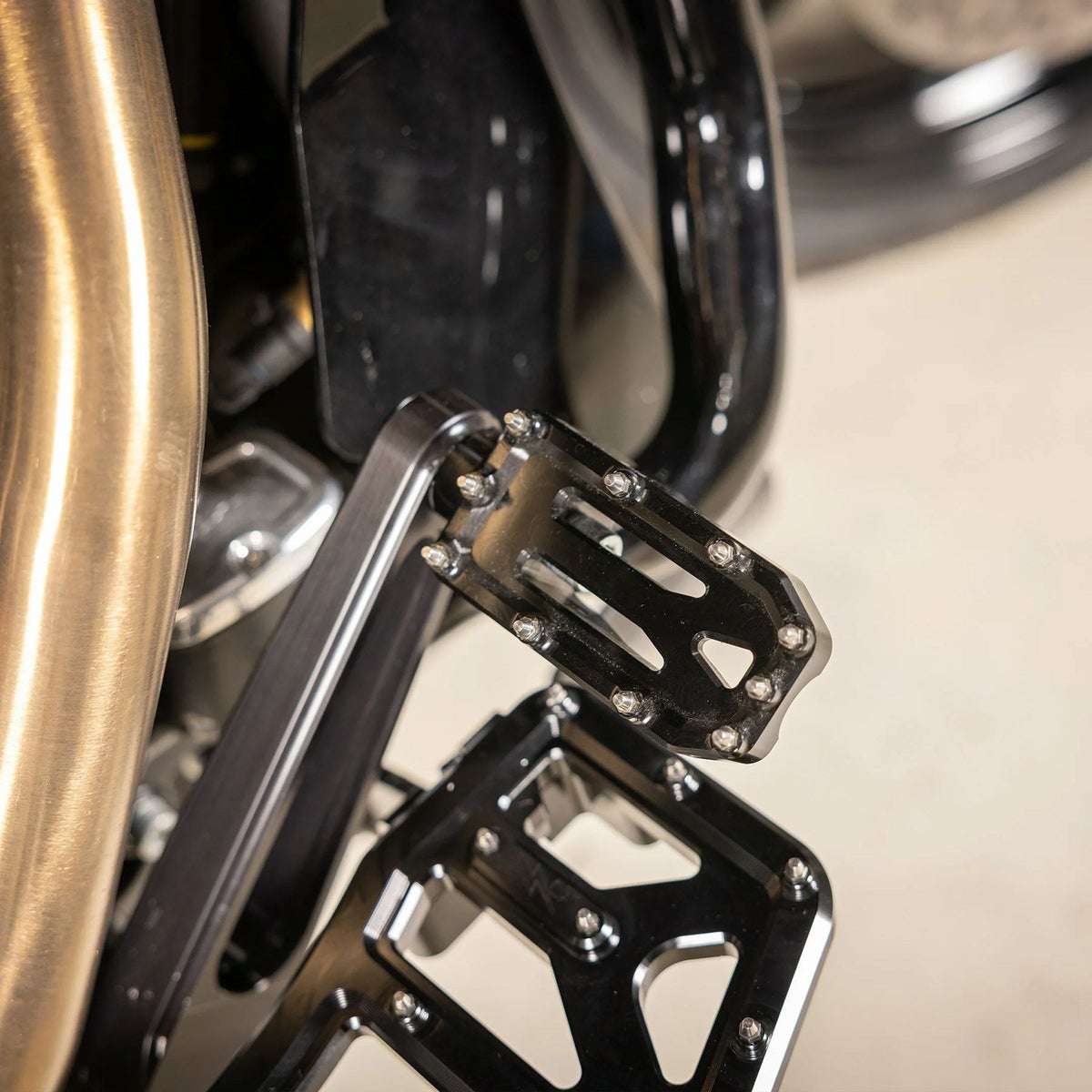 Aggressor ブレーキアームペダル (ブラック)