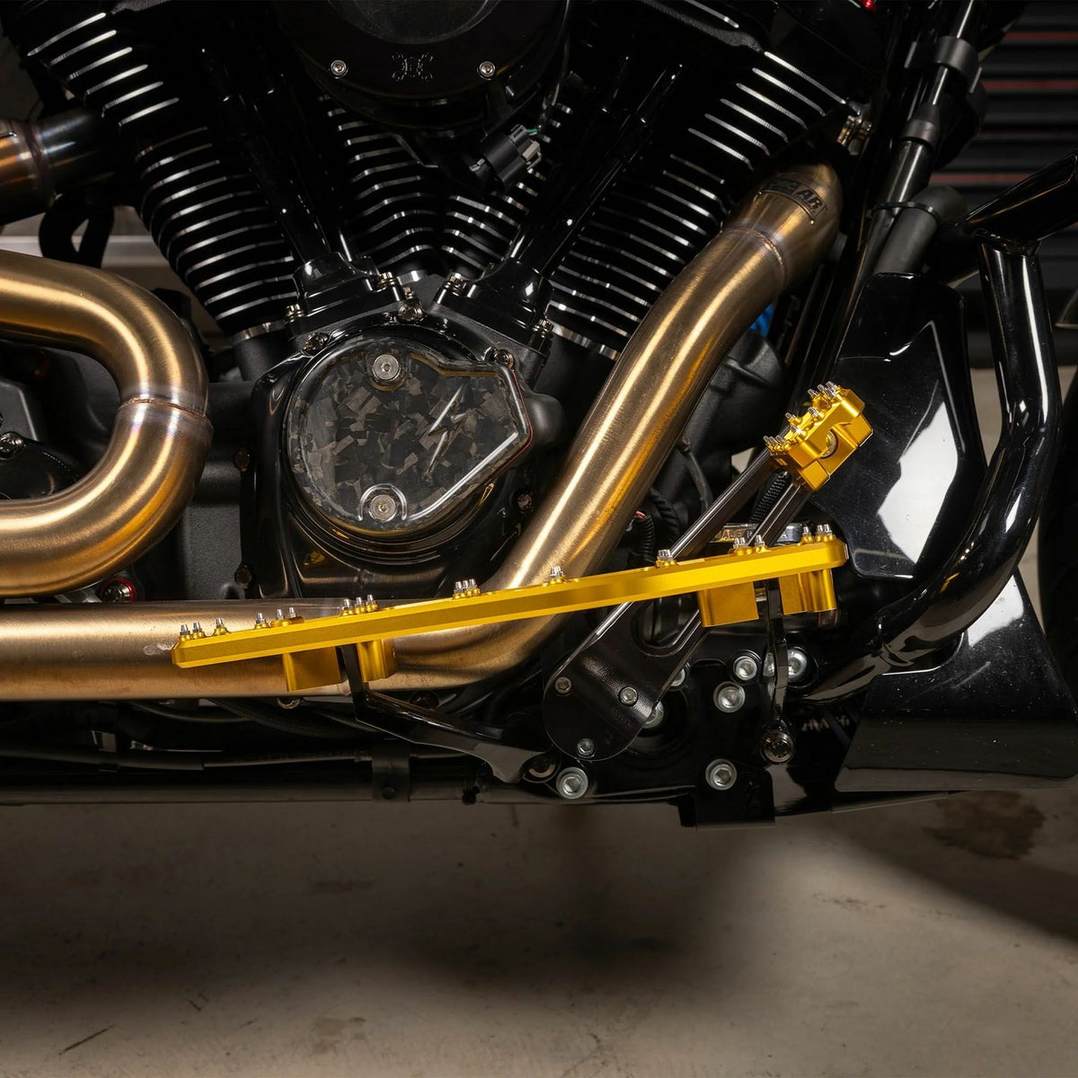 Aggressor ブレーキアームペダル (ゴールド)2