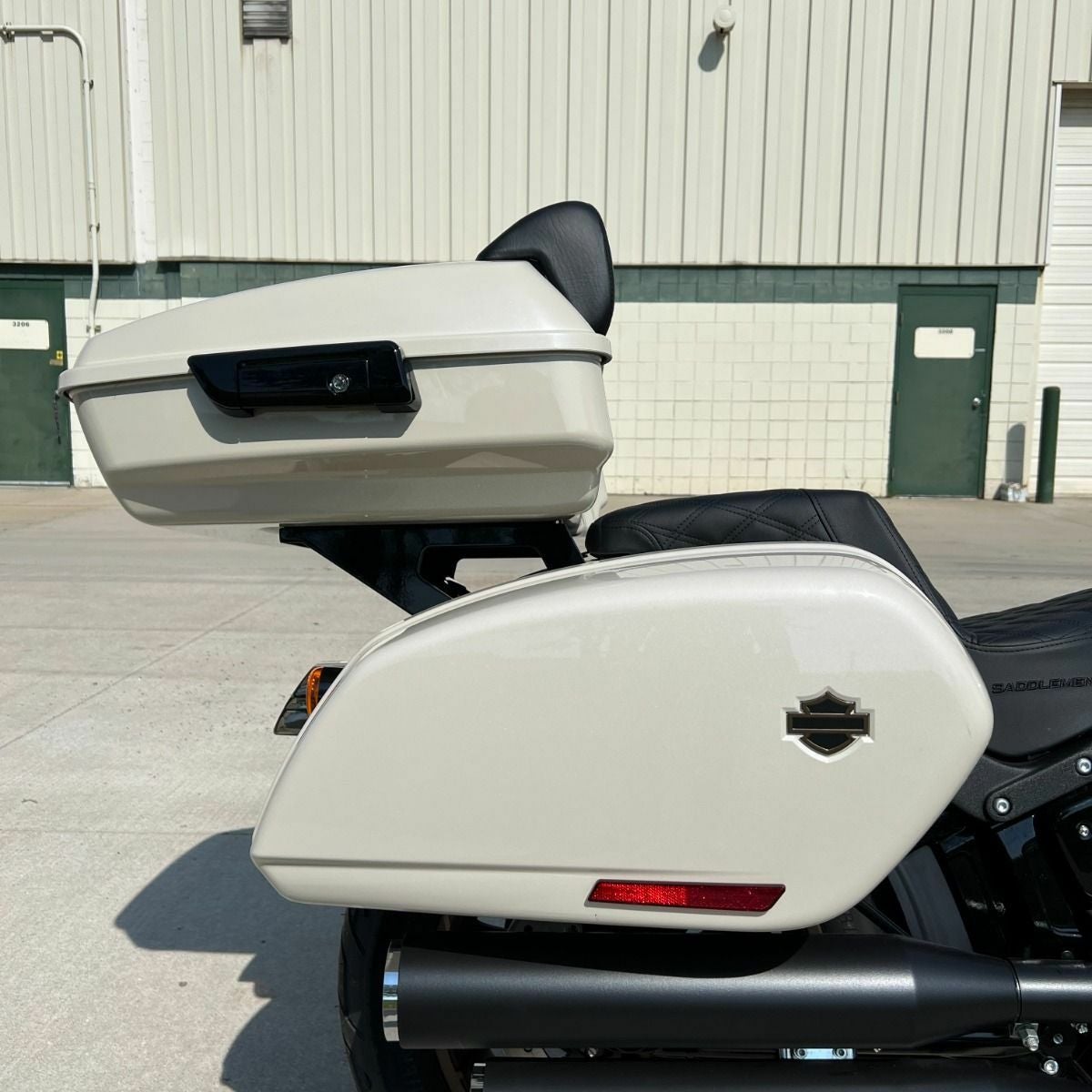 FXLR/S/ST、FLSB デタッチャブル ツーアップ ツアーパックラック クローム HogWorkz（ホグワークズ） 8