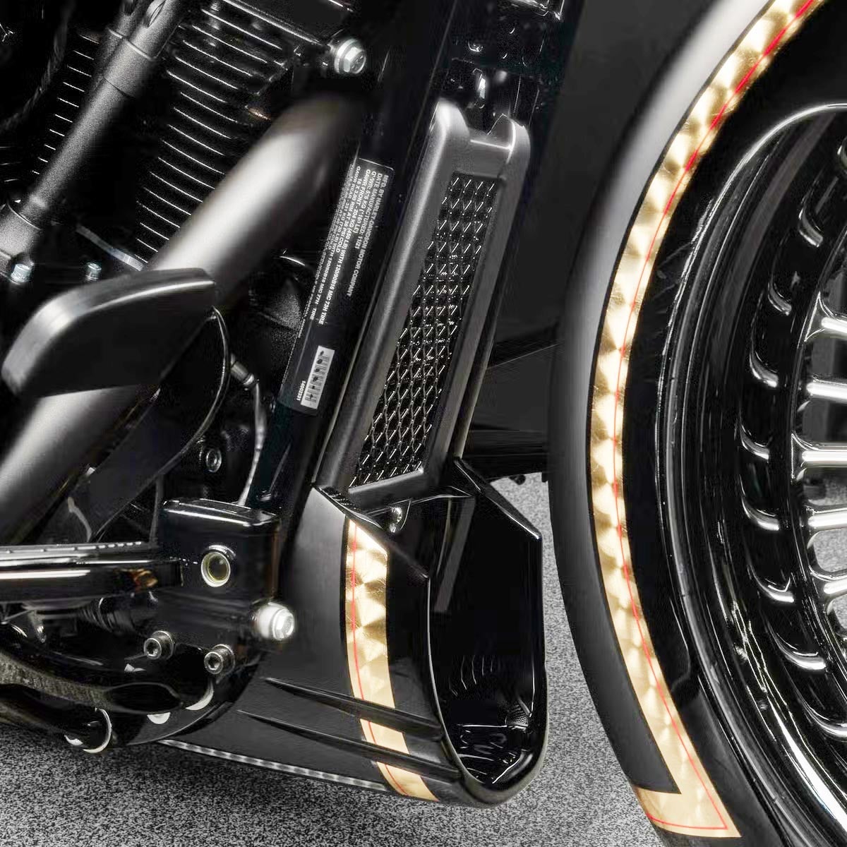 タスクフォース・チンスポイラー 2025以降 ソフテイル