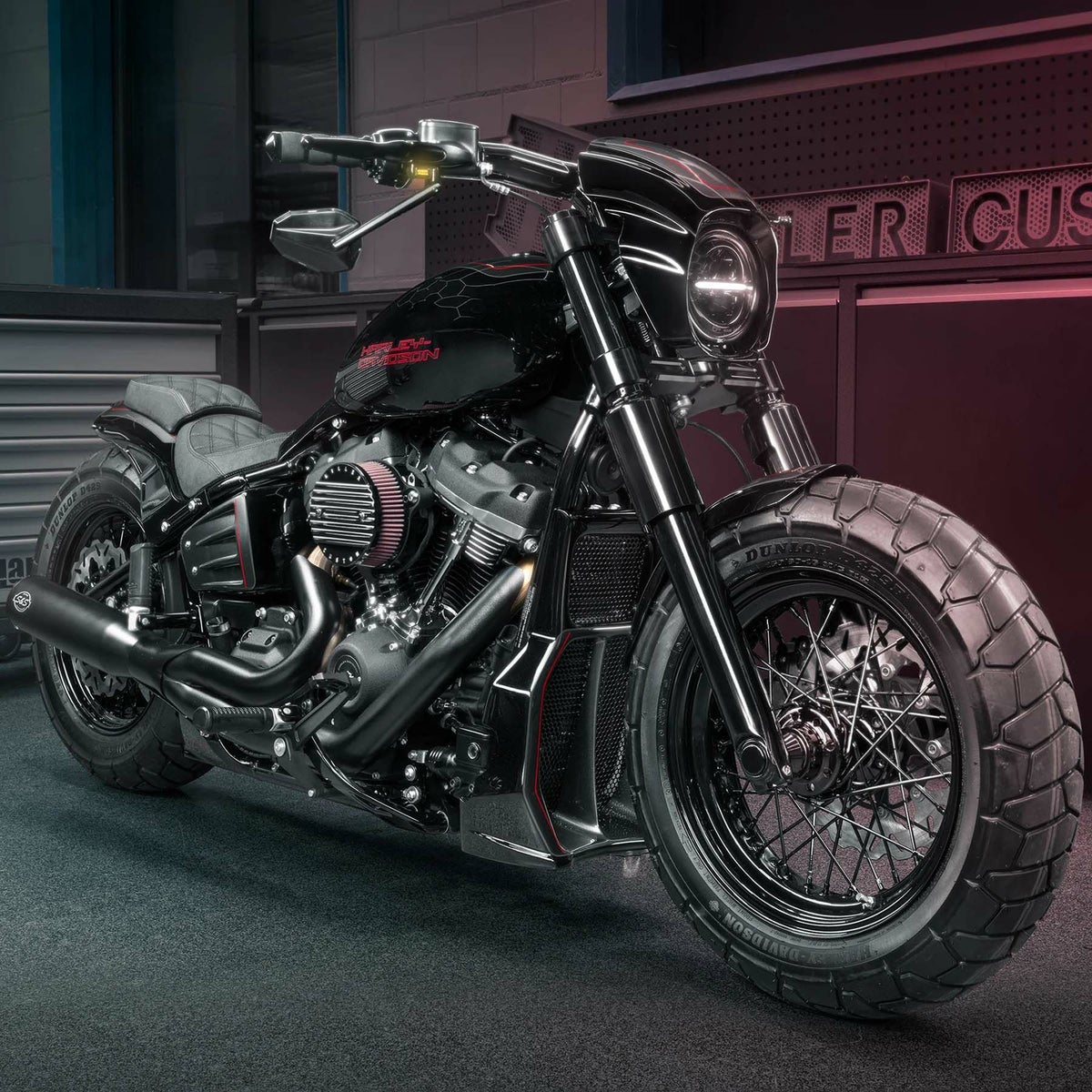 アベンジャー・ラジエターカバー 2025以降 ソフテイル2