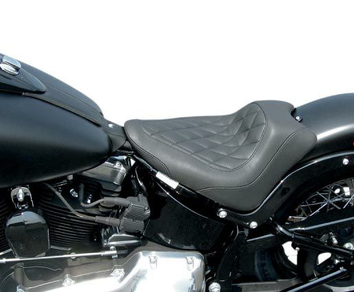 マスタング(Mustang)製ハーレーダビッドソン用シート| シートメーカー(USA)