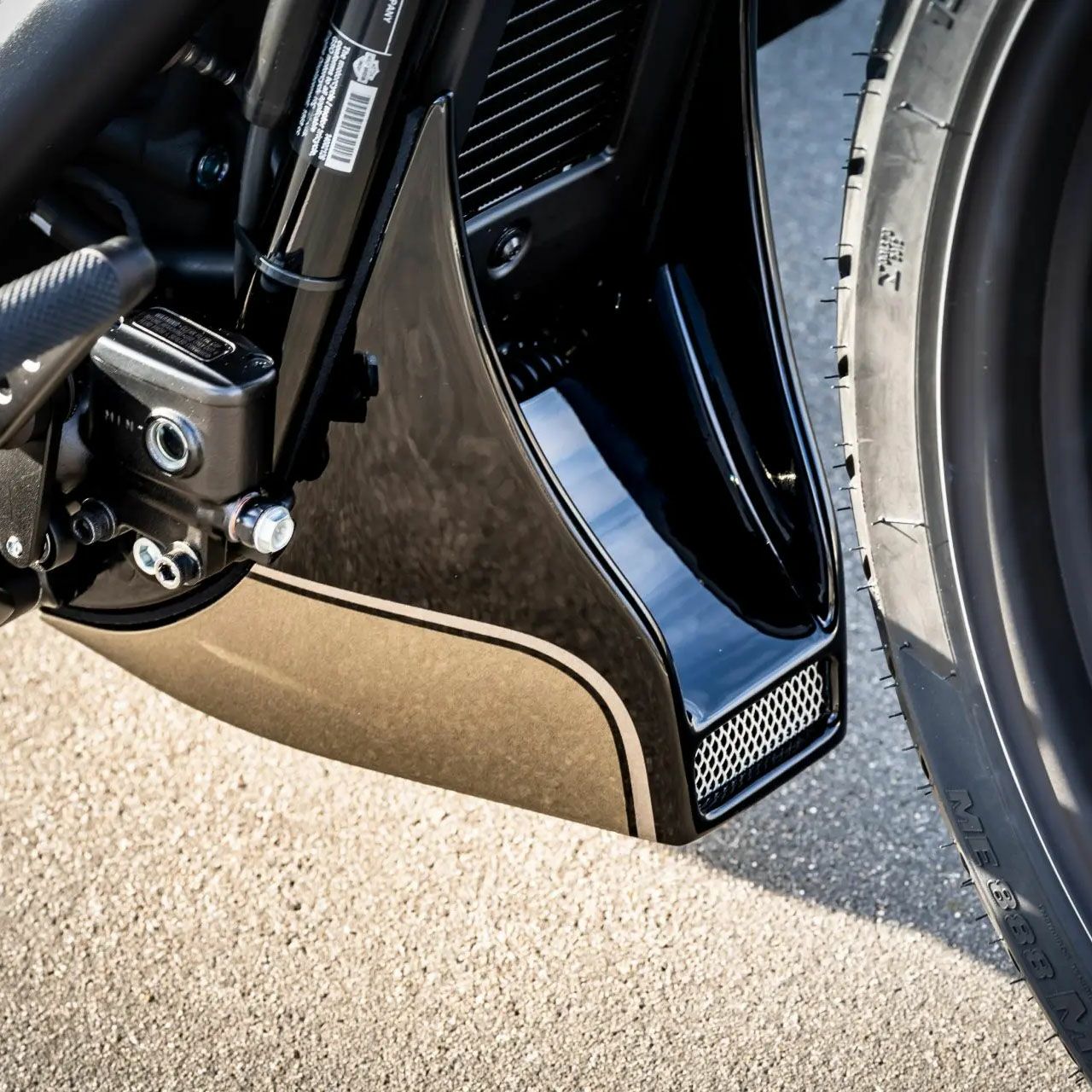 ソフテイル用スポイラー｜ハーレーカスタムパーツ専門店